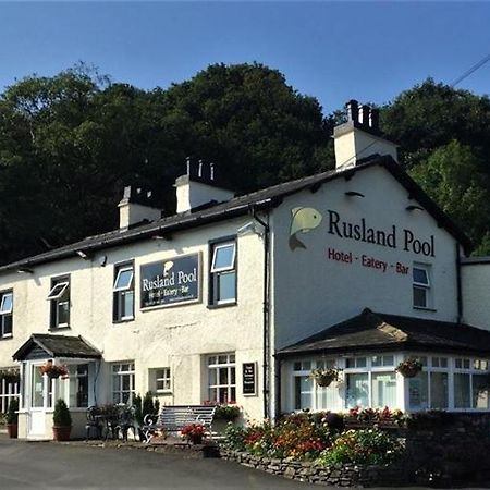 Rusland Pool Hotel Bouth Eksteriør bilde